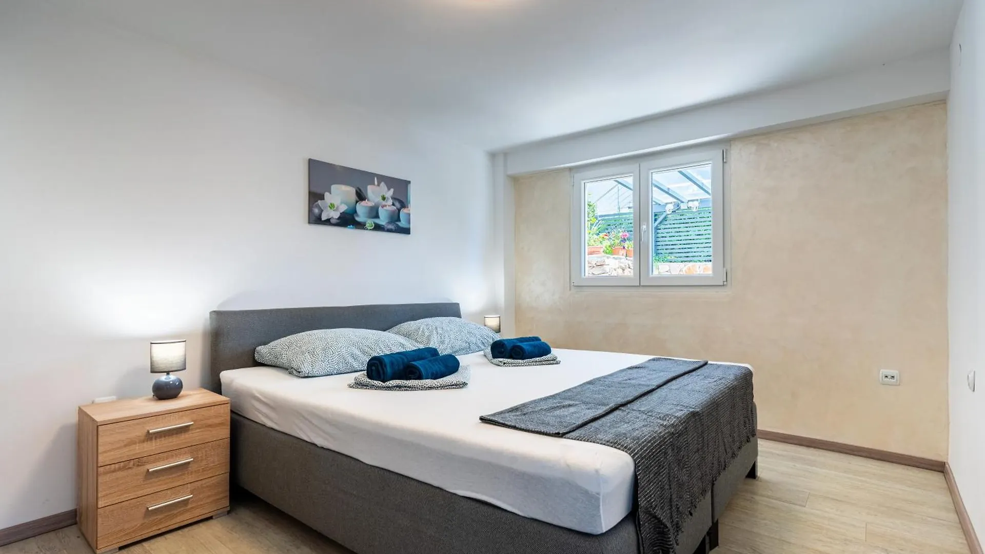 Kuca Matanovic Apartment Cres